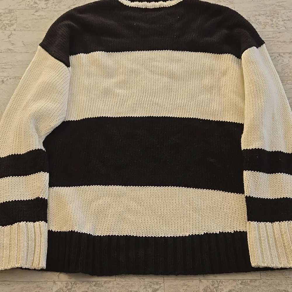 Show Me Your MuMu SKI Sweater Size Medium Oversized - Picture 8 of 8